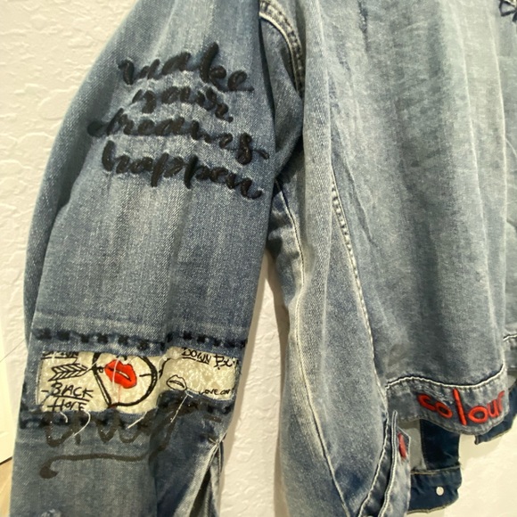 🇺🇸SALE🎈
• Desigual - Decorative Jean Jacket - L - Picture 7 of 12